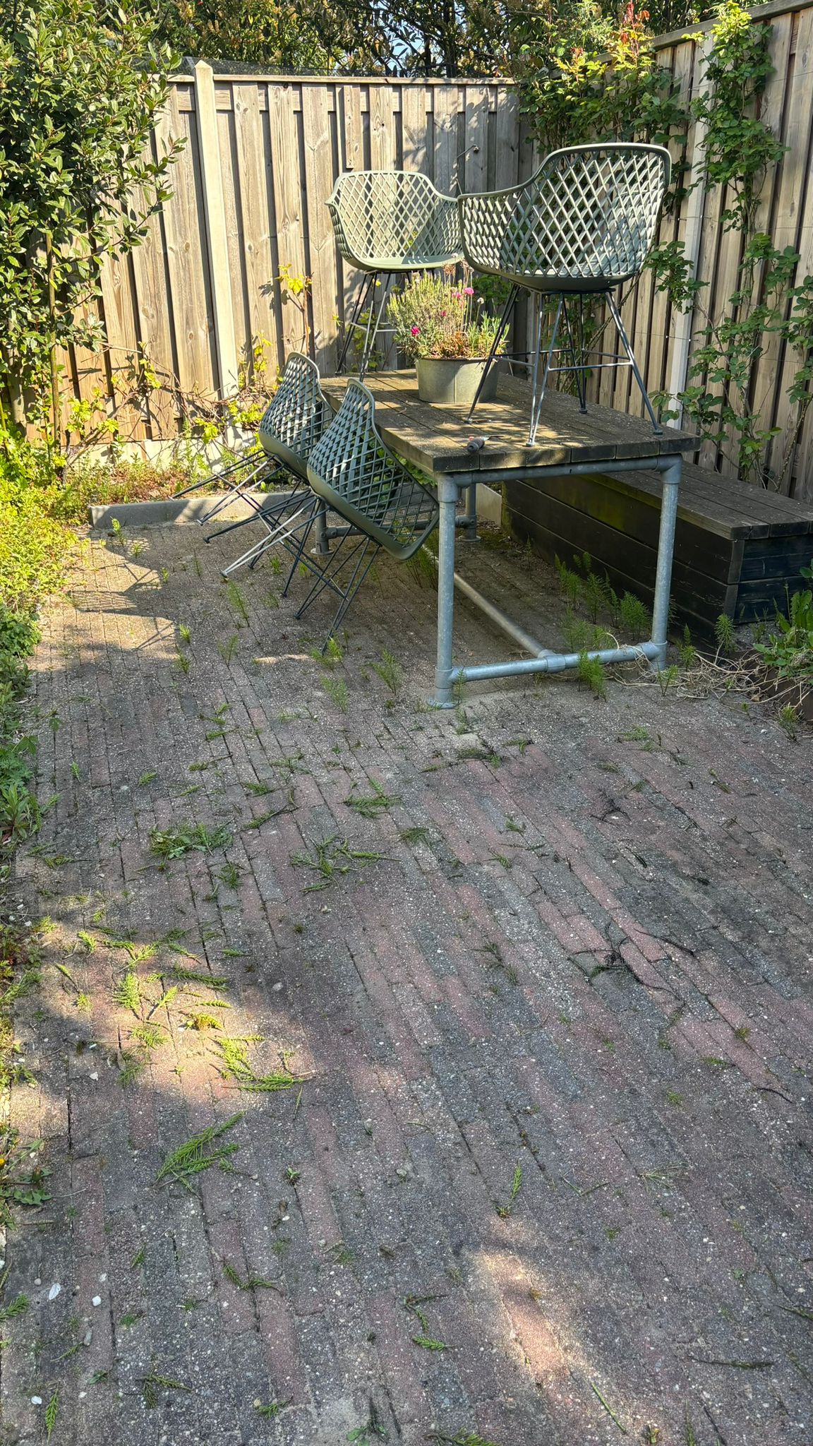 Voor reiniging terras